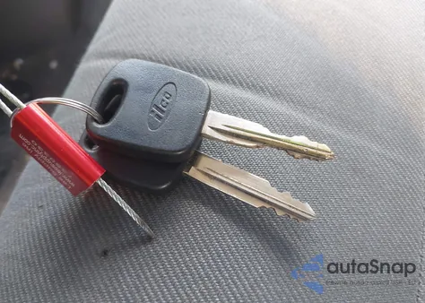 2004 Ford Escape Xls из США, поврежденный, VIN 1FMCU02134DA04514